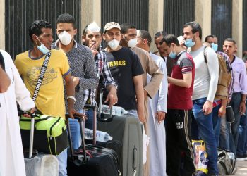 الكويت تصدر قرارا بمنع دخول العمالة المصرية