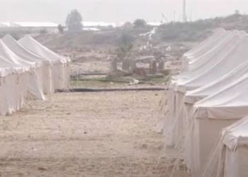 مخيمات إغاثية